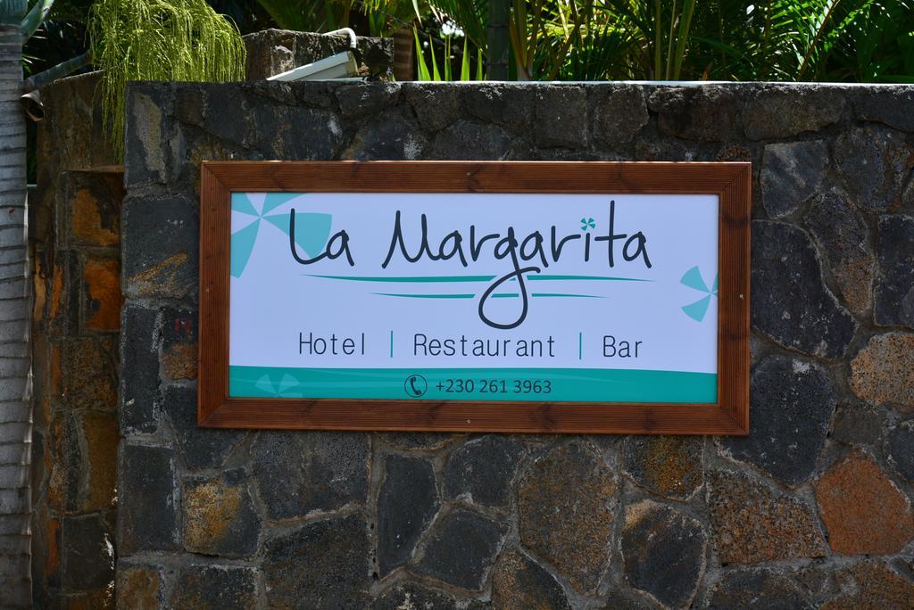 La Margarita Hotel Поант о Пиман Екстериор снимка